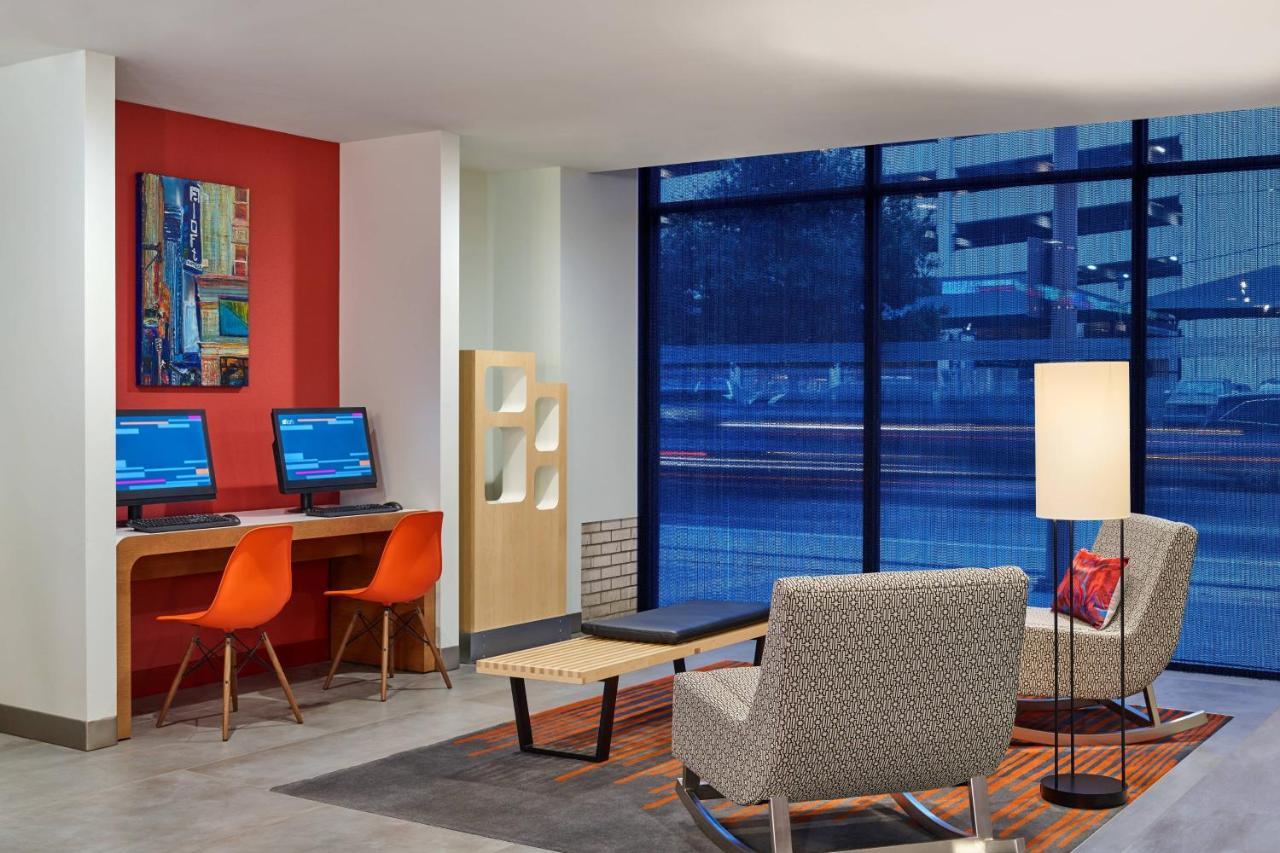 Aloft Houston Downtown Exterior foto